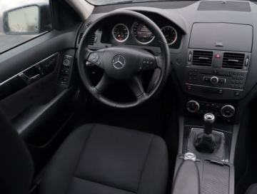 Mercedes Klasa C W204 Kombi T204 1.8 180 K 156KM 2010 Mercedes C C 180, Klima, Klimatronic, zdjęcie 6