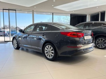 Kia Optima I Sedan Facelifting 1.7 VGT CRDi 136KM 2014 Kia Optima 1.7 CRDi L Kamera cofania Podgrzewane fotele Czujniki parkow, zdjęcie 1