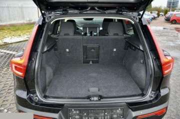 Volvo XC40 Crossover Facelifting 2.0 B3 163KM 2022 Volvo XC 40 MOMENTUM 2.0 benzyna 163KM 2022r, zdjęcie 14