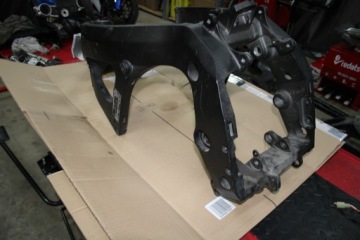 Рама зарегистрирована в Польше в 2007 году. Suzuki GSXR 750 K6 K7 06-07