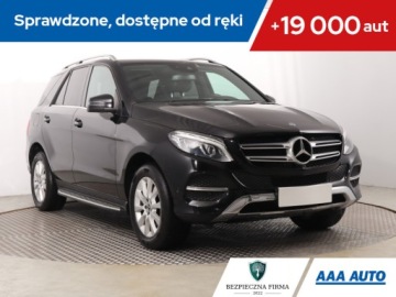 Mercedes GLE W166/C292 SUV 2.1 250d 204KM 2018 Mercedes GLE GLE 250 d, Salon Polska