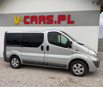 Opel Vivaro A Combi L1 2.0 CDTI 115KM 2014 Opel Vivaro Vivaro 2.0 Cdti- 9-cioosobowy - 105 000km 2.0 Diesel 114KM, zdjęcie 9