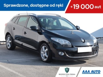 Renault Megane III Grandtour Facelifting 2013 1.6 16V 110KM 2013 Renault Megane 1.6 16V, Salon Polska, Serwis ASO