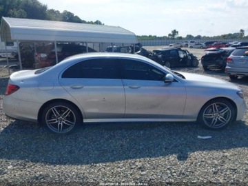 Mercedes Klasa E W213 2020 Mercedes-Benz Klasa E 350 4Matic 2020 2.0l 2.0 Benzyna 255KM, zdjęcie 6