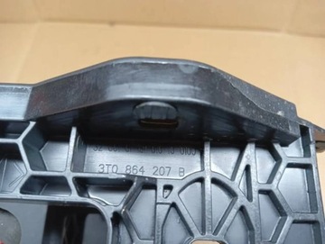 LOKETNÍ OPĚRKA KŮŽE SKODA SUPERB II 3T0864207B