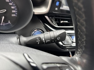 Toyota C-HR I Crossover 1.8 Hybrid 122KM 2017 Toyota C-HR 1.8 Hybrid Prestige 1.8 Hybrid Prestig, zdjęcie 21