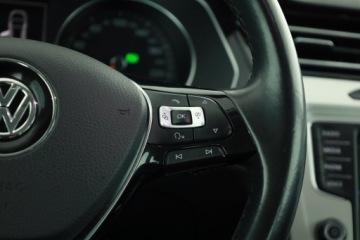 Volkswagen Passat B8 Variant 2.0 TDI BlueMotion SCR 150KM 2016 VW Passat 2.0 TDI, Automat, Navi, Klima, zdjęcie 14