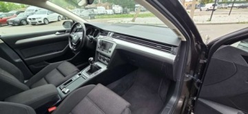 Volkswagen Passat B8 Variant 2.0 TDI 150KM 2015 Volkswagen Passat Variant 2.0TDI 150 KM DSG Panorama Klima Import Gwaranc, zdjęcie 36