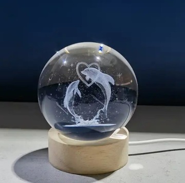 SZKLANA KULA LAMPKA 3D LED DELFINY serce delfin zwierzęta DAY 8 cm