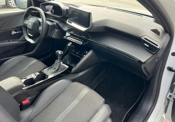 Peugeot 208 II Hatchback 1.2 PureTech 102KM 2020 Peugeot 208 1.2 Benzyna 100 KM Panorama LED Nawigacja Kamera Sensor 1.2, zdjęcie 12