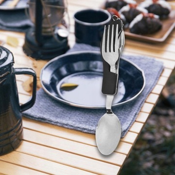 Складные вилка и ложка для использования на открытом воздухе.