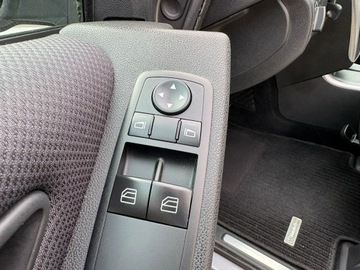 Mercedes Klasa A W169 Coupe 1.7 180 116KM 2010 Mercedes A 180 1.7 benzyna Avantgarde Serwis w ASO, zdjęcie 8