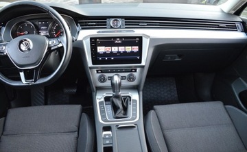 Volkswagen Passat B8 Variant 2.0 TDI BlueMotion SCR 150KM 2019 Volkswagen Passat 2,0 TDI 150 KM DSG FULL LED Nawigacja 2.0 Diesel 150KM, zdjęcie 18