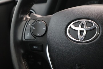 Toyota Auris II Hatchback 5d Facelifting 1.33 Dual VVT-i 99KM 2015 Toyota Auris 1.3 Dual VVT-i, Salon Polska, zdjęcie 14