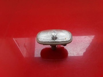 923033K0 LEVÝ SMĚROVKA BLATNÍKU 2.0 CRDI 100 2007 KIA MAGENTIS (MG)