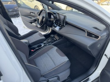 Toyota Corolla XII TS Kombi 2.0 Hybrid Dynamic Force 184KM 2021 Toyota Corolla 2.0HSD184KM TREK Full Led El. klapa, zdjęcie 5