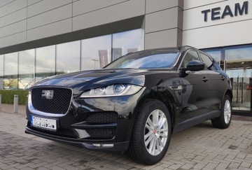 Jaguar F-Pace SUV 2.0 i4P 300KM 2018 Jaguar F-Pace 2.0 300KM Auto AWD Portfolio FV23 2.0 Benzyna 300KM, zdjęcie 4