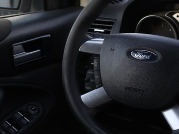 Ford Kuga I 2.0 Duratorq TDCi 140KM 2011 Ford Kuga 2.0 TDCi, 4X4, Navi, Klima, zdjęcie 19