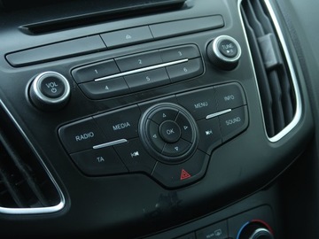 Ford Focus III Sedan Facelifting 1.6 Ti-VCT 105KM 2017 Ford Focus 1.6 i, Salon Polska, GAZ, VAT 23%, zdjęcie 14