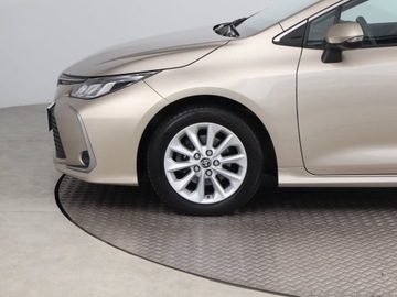 Toyota Corolla XII Sedan 1.5 VVT-i 125KM 2022 Toyota Corolla 1.5 VVT-i, Salon Polska, zdjęcie 14