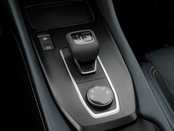 Nissan Qashqai III Crossover 1.3 DIG-T MHEV 158KM 2023 Nissan Qashqai CB213RC#1.3 DIG-T mHEV 4x4 Tekna, zdjęcie 17