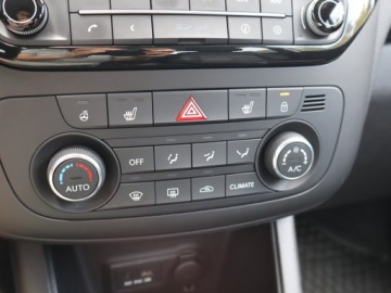 Kia Venga Mikrovan Facelifting 1.4 DOHC 90KM 2017 Kia Venga 1.4 CVVT, Salon Polska, 1. Właściciel, zdjęcie 12