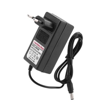 Ładowarka do akumulatorów Li-ion DC 8.4V 2A