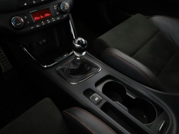 Kia Ceed II GT 5d 1.6 T-GDI 204KM 2016 Kia Pro_cee'd GT 204KM alcantara panorama navi, zdjęcie 27