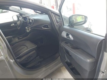 Chrysler Pacifica II 2025 Chrysler Pacifica Limited 2025 3.6l 3.6 Benzyna 287KM, zdjęcie 9