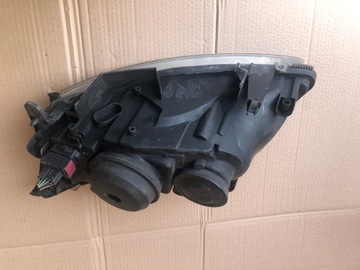 PRAVÁ PŘEDNÍ SVĚTLO PRAVÝ SVĚTLOMET SAAB 93 SS 2002-2007