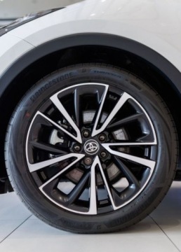Toyota C-HR II SUV Plug-In 2.0 Hybrid Dynamic Force Plug-in  223KM 2024 Toyota C-HR Toyota C-HR EXECUTIVE 2,0 Hybrid Dynamic Force Plug-in 223KM, zdjęcie 9