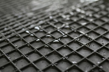 РЕЗИНОВЫЕ КОВРИКИ ПОДДОННИКА MERCEDES C class W201