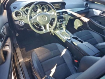 Mercedes Klasa C W205 2015 Mercedes-Benz Klasa C 2015 MERCEDES-BENZ C 250 2.0 Benzyna 241KM, zdjęcie 8