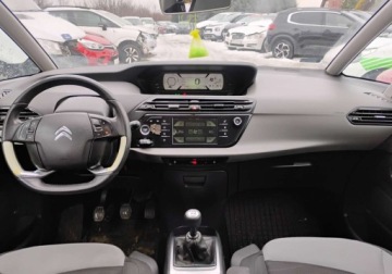 Citroen C4 II 2014 Citroen C4 2014r, 1.6 HDI. Lekko uszkodzony prawy tyl. Jezdzi. 1.6 116KM, zdjęcie 5