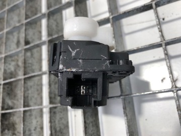 MOTOR RADIÁTORU RENAULT A21201700 MASTER III MOTOREK
