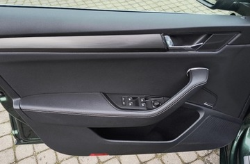 Skoda Superb III Kombi Facelifting 2.0 TSI 190KM 2020 Skoda Superb Combi Style 2.0 TSI 190KM DSG Salon P, zdjęcie 23