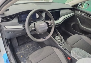 Skoda Octavia IV Liftback 1.5 TSI e-Tec Mild Hybrid 150KM 2025 Skoda Octavia 1.5 TSI 150KM DSG mHEV EDITION 130 SELECTION, dostepna od re, zdjęcie 4