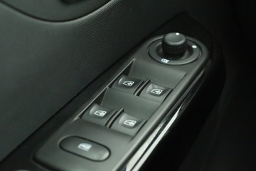 Renault Captur I Crossover 0.9 Energy TCe 90KM 2013 Renault Captur 0.9 TCe, Salon Polska, Navi, Klima, zdjęcie 15