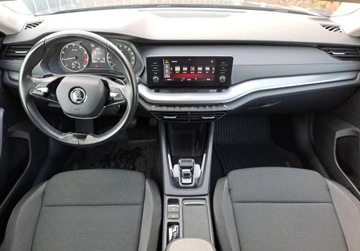 Skoda Octavia IV Liftback 1.5 TSI EVO 150KM 2021 Skoda Octavia Ambition 1,5 TSI 150KM e-Tec Kamera DSG Lopatki Serwis Salon, zdjęcie 9