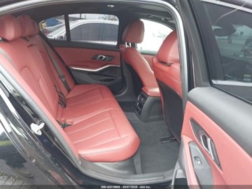 BMW Seria 3 G20-G21 2024 BMW Seria 3 330i, 2024r., 2.0L 2.0 Benzyna 255KM, zdjęcie 9