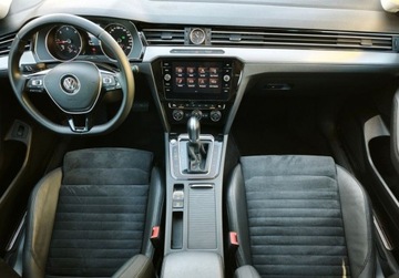 Volkswagen Passat B8 Variant 2.0 TDI BlueMotion SCR 150KM 2018 Volkswagen Passat Highline Pakiety, ACC, Kamera, GPS, ergoComfort, TOP LE, zdjęcie 3