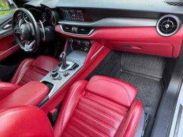 Alfa Romeo Stelvio SUV Facelifting 2.0 Turbo 280KM 2021 ALFA ROMEO STELVIO 280KM Veloce | MoonlightPearl | Polski Salon | Gwarancja, zdjęcie 31