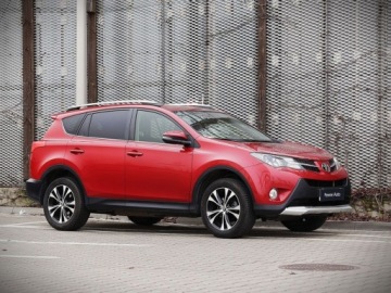 Toyota RAV4 IV MPV Valvematic 150 152KM 2015 Toyota RAV4 Toyota RAV4 2.0 Premium Executive VAT Marza Gwarancja Salo, zdjęcie 3