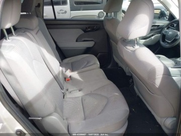 Toyota Highlander III 2023 Toyota Highlander 2023 Toyota Highlander L FWD (Natl) 2.4 Benzyna 265KM, zdjęcie 9