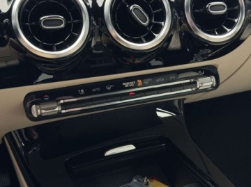 Mercedes Klasa A W177/V177 Hatchback Facelifting 2.0 200d 150KM 2023 Mercedes-Benz Klasa A 200 d Progressive Kamera cofania CarPlay Android, zdjęcie 17