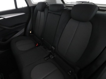 BMW X1 F48 Crossover sDrive18d 150KM 2017 BMW X1 full LED klima auto grzane fotele czujniki, zdjęcie 16