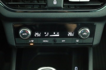 Skoda Scala Hatchback 1.6 TDI 115KM 2020 Skoda Scala 1.6 TDI, Salon Polska, Klima, zdjęcie 11