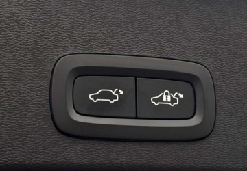 Volvo XC40 Crossover Plug-In 1.5 T5 Plug-in Hybrid 262KM 2021 Volvo XC 40 Plug-In T5 Navi Virtual Parktronic Tempomat Piekny kolor, zdjęcie 12