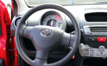 Toyota Aygo I Hatchback 5d Facelifting 1.0 VVT-i 68KM 2013 Toyota Aygo LED 5 Drzwi Zadbany KLIMA Benzyna 68KM, zdjęcie 14