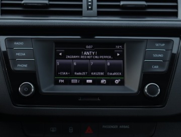 Skoda Fabia III Hatchback 1.2 TSI 110KM 2015 Skoda Fabia 1.2 TSI, Salon Polska, DSG, Klima, zdjęcie 11